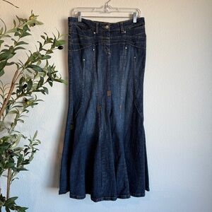 Bisou Bisou Dark Denim Midi Skirt Y2K Western Embroidered Flare Stretch Size 6